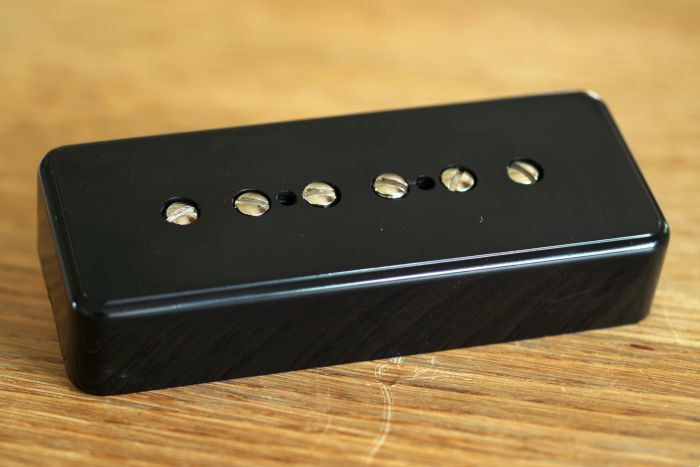 Classic P90 Pickup 5 - Radioshop Pickups Classic P90 Pickup 5 - Radioshop Pickups