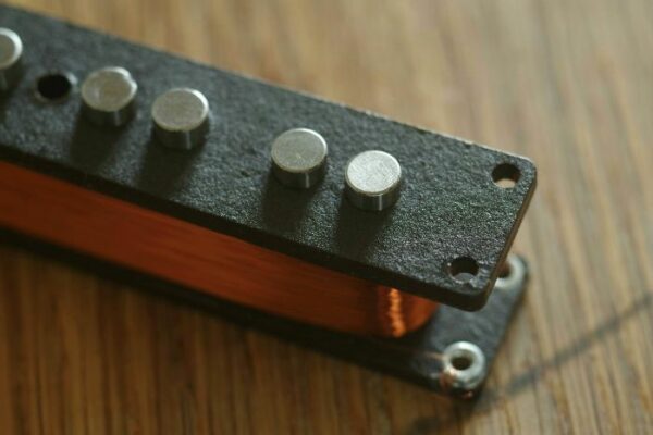 Jazz-Bass Pickups 2 - Radioshop Pickups