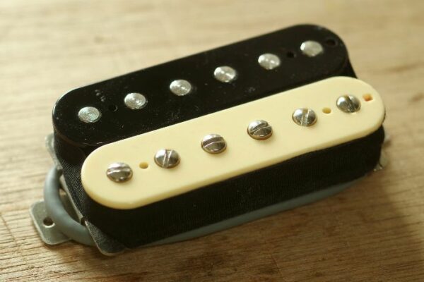 The Radioshop PAF PLUS 3 Humbuckers - Radioshop Pickups